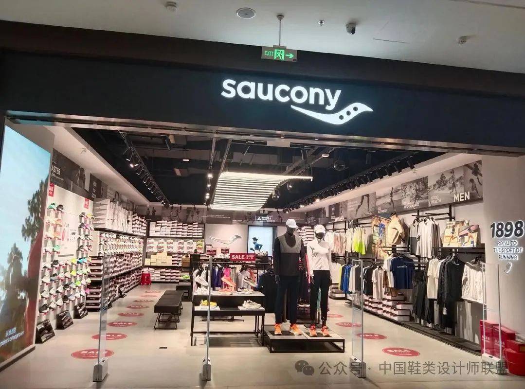 场的质量与科技竞争新利体育登录跑鞋市
