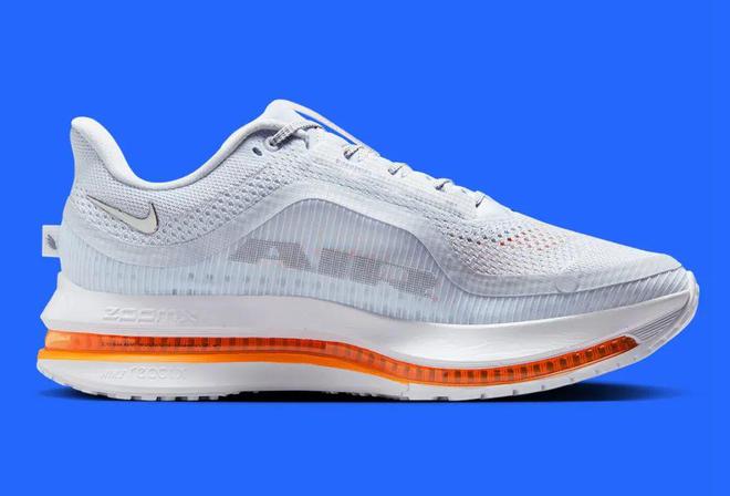 Nike跑鞋把能给的都给足了新利体育登录配置诱人！这双(图7)