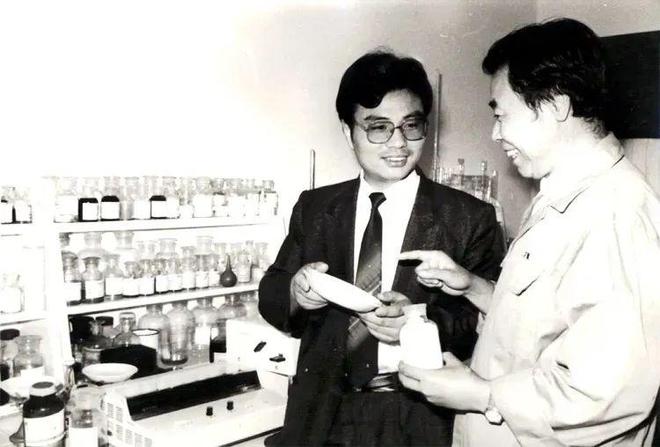 浙江父子却靠它撑起一个千亿帝国花2000元冤枉钱买了一勺盐(图3)